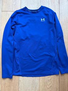 Under Armour Top Size YXL