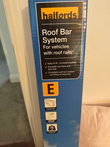 Halfords Roof Bar System