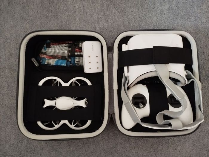 Drone FPV Cetus X + set of powerful batteries