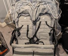 Jolie twin pram