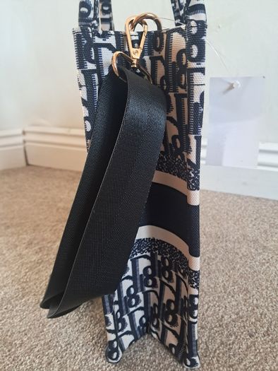 CD Hold all bag