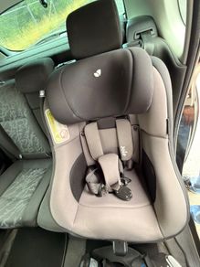 Joie Car Seat - Excellent Condition (No Newborn Insert)