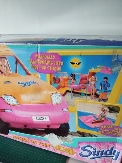Rare Very big 2 cars Sindy Popstars on Tour 4x4  car pop star