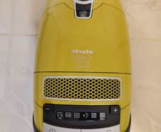 Miele vacuum cleaner