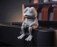 Desk Buddy - Pepe The Frog
