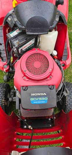 Honda HF2417 Ride on mower