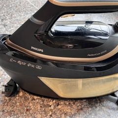 Philips PerfectCare 6000 Steam Generator Iron