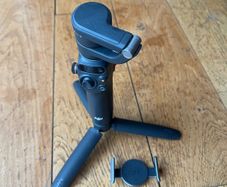 DJI OSMO Mobile 6 gimbal