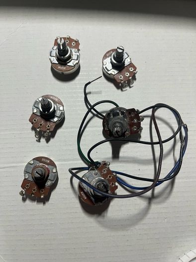 Electric Guitar acoustic various parts fender Stratocaster telecaster squier Ibanez esp Gibson  Jackson emg active cable Potentiometer A 500 K B 500 K volume tone switch socket 2 way mini toggle switch craft input jack neck plate nut saddle tuners machine