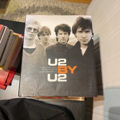 U2 by U2 book good condition
