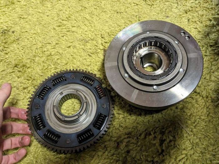 Varradero 1000 Starter clutch flywheel assembly