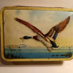Mid Century MacFarlane Lang & Co Tin