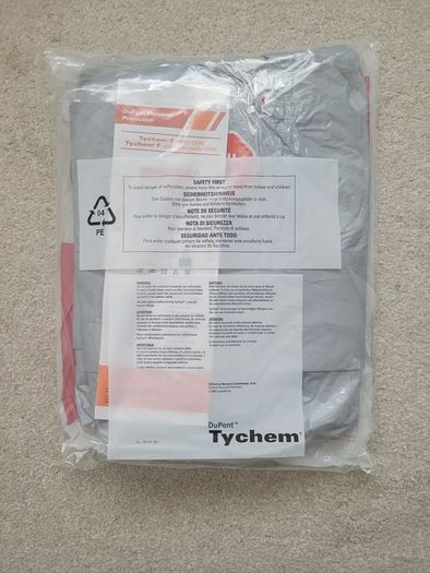Hooded Protective Coverall. RRP 40 EUR