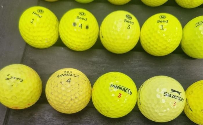 30 preused colored golf balls