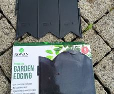 New.garden edging