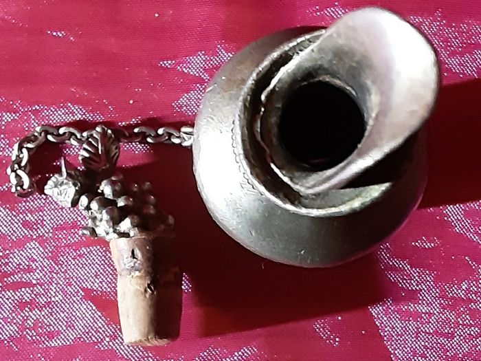 Vintage pewter bottle stop/ pourer