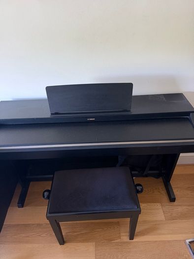Yamaha Digital Piano - Arius YDP - 162