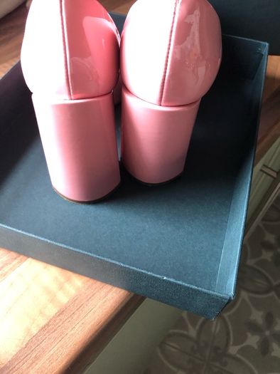 Mulberry pink patent shoes