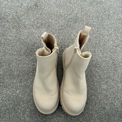 UK 13 cream boots