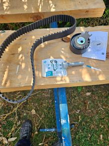 Dacia Sandero timing belt kit.. Free