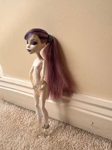 Monster High Doll Spectra Vondergeist Dot Dead Gorgeous Glue Dirty Hair Used Please see photos