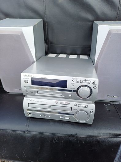 Sharp cd,mini disk and radio player