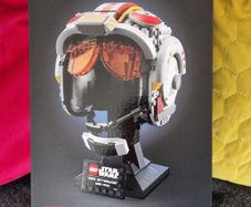 LEGO Star Wars Luke Skywalker Helmet (75327), Free shipping
