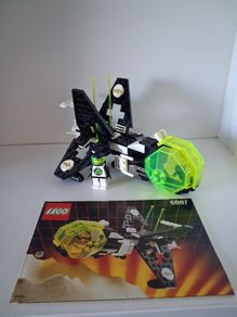 Lego classic space 6887 Blacktron 2 Allied Avenger