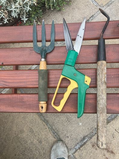 Assortment of garden tool