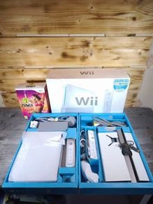 nintendo wii boxed ,2 controllers,motion plus clean.