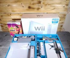 nintendo wii boxed ,2 controllers,motion plus clean.