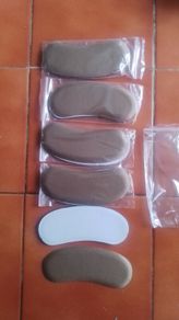 10 heel pads