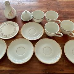 Teatime dishware
