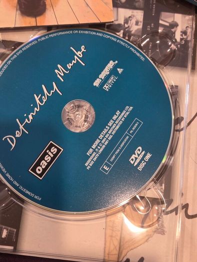 Oasis Definitely Maybe