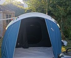 QUECHUA  4-person camping tent, Arpenaz 4.1, Fresh & Black