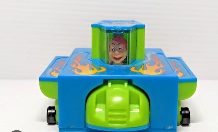 New vintage crispies transformer car