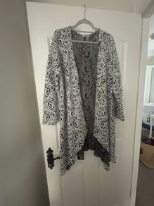 ladies jacket/ cardigan size 20/22