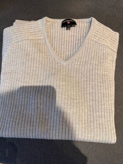 Jumper Cottonfield for gents size large.