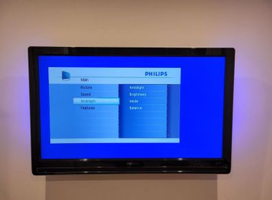 Philips Ambilight 42"