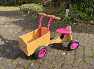 Toy cargo bike
