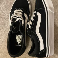 Vans Runners Black/White Canvas/Suede