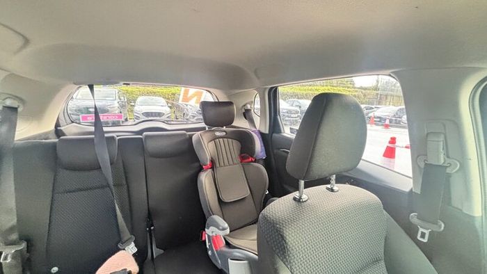 Honda Fit 2019 cruise control with extra screen