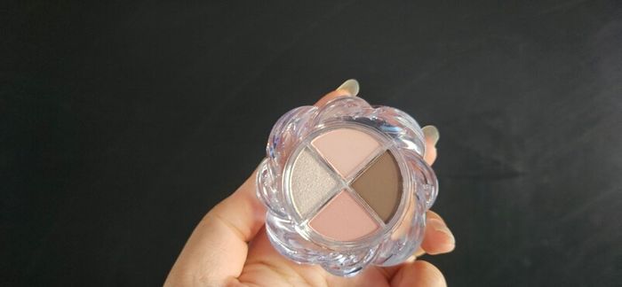 K-Beauty Muzigae Mansion Twist Pot Eye Palette in 4.5g in 01 Fairy Pink