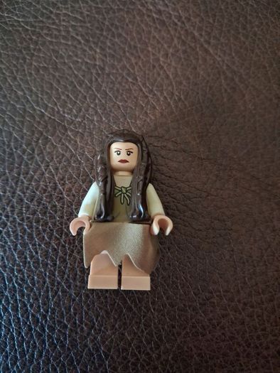 Lego star wars princess leia from the ucs ewok village