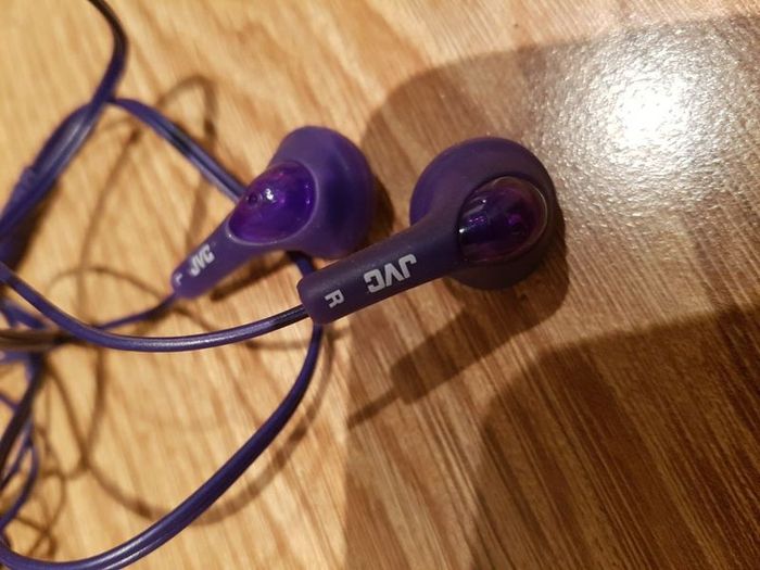 JVC Earphones