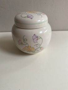Sweet pea  Adam's England vintage ginger jar