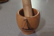 Free wooden Howth mortar and pestal