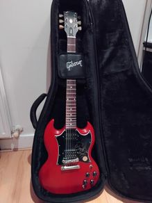 Gibson SG Tribute