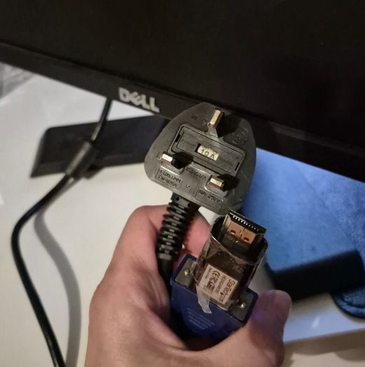 19" Dell monitor for desktop PC