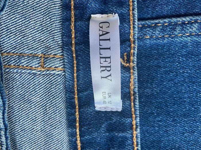 Gallery Skirt size 12